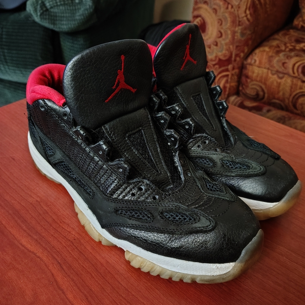 Old school Reeboks - Picture 2 of 16